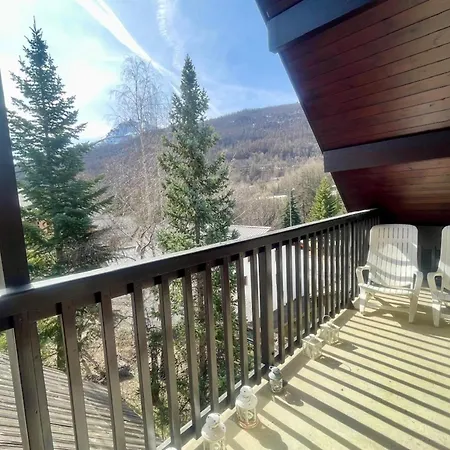 Nest With Large Balcony Apartment *